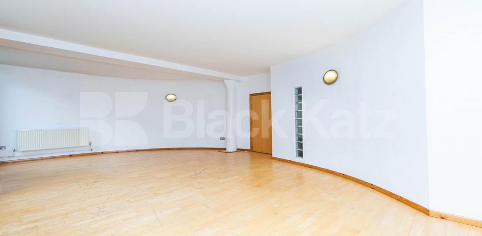 			2 Bedroom, 1 bath, 1 reception Apartment			 SPRINGFIELD HOUSE LOFTS-TYSSEN STREET, DALSTON/HAGGERSTON